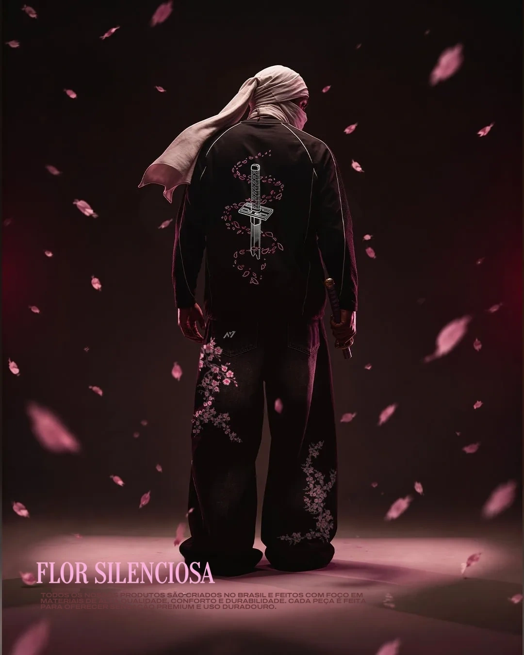 Camiseta Oversized — Flor Silenciosa — imagem 3