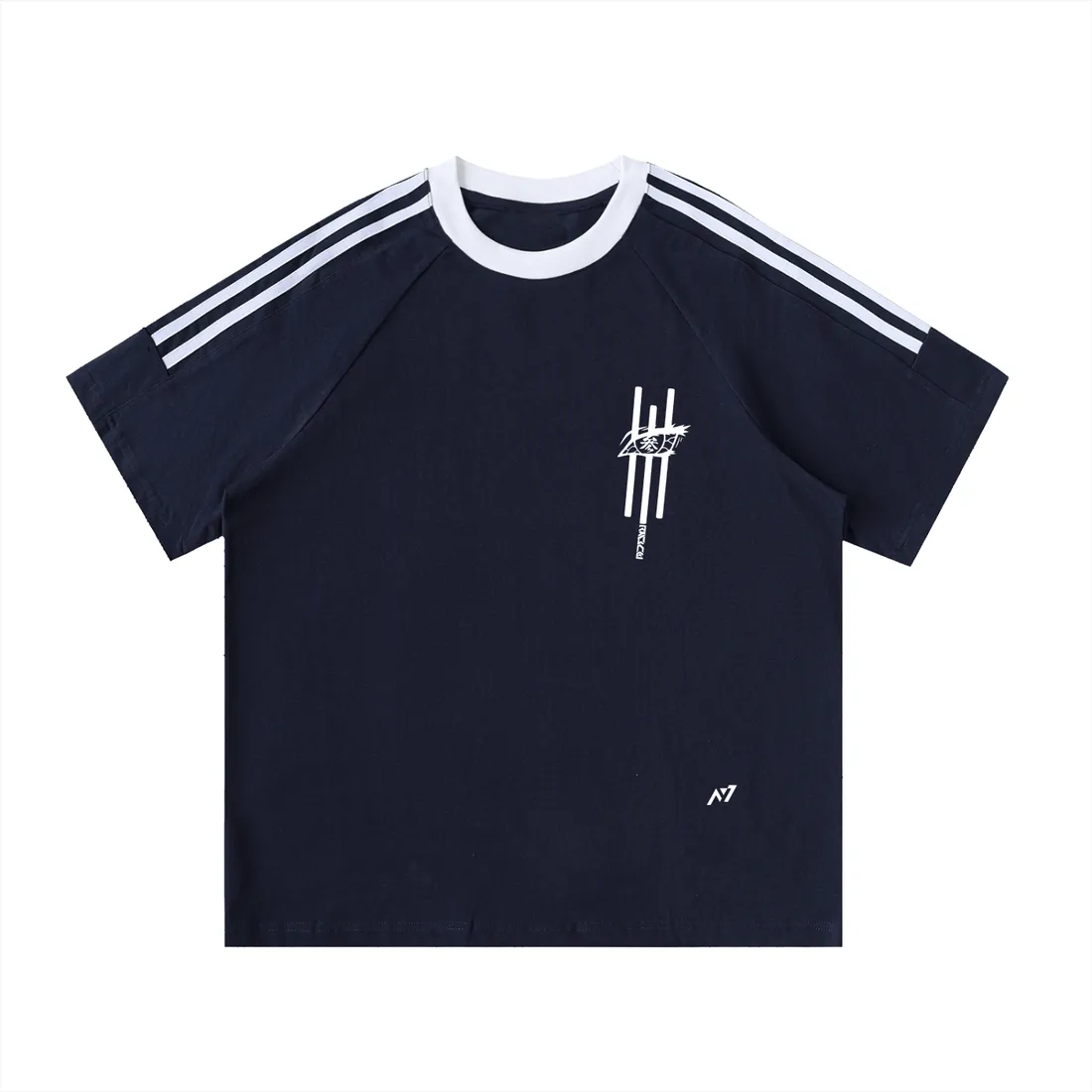 Camiseta Oversized de Gola Redonda — Terceira Lua Superior — imagem 4