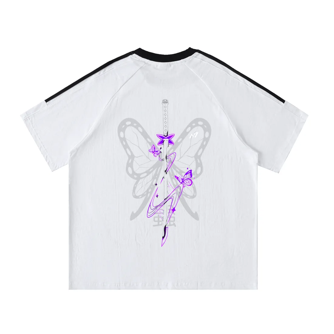Camiseta Oversized de Gola Redonda — Presa da Borboleta — imagem 4
