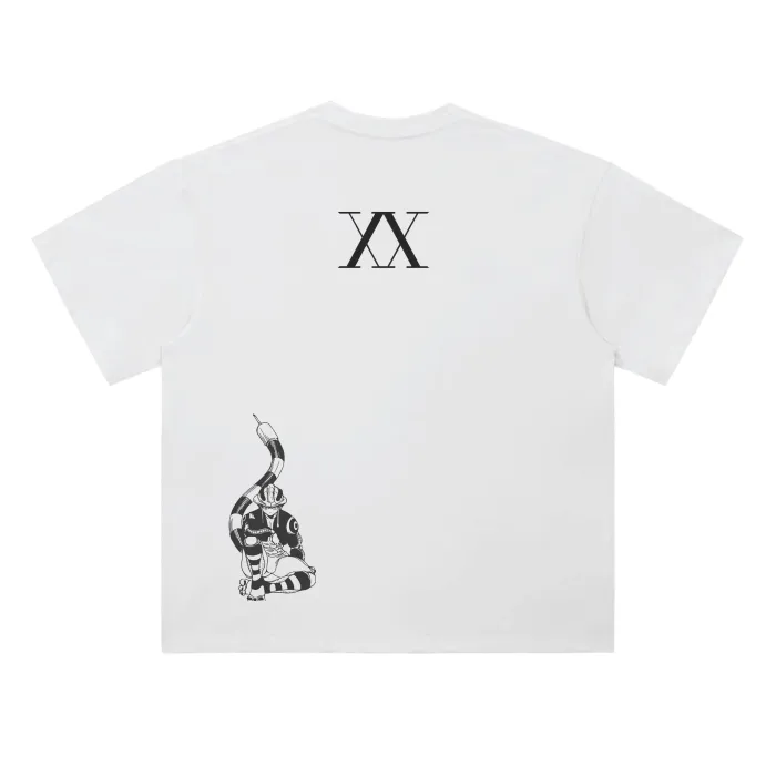 Camiseta Oversized — Rei das Formigas Quimera · Branca · de Malha Encorpada