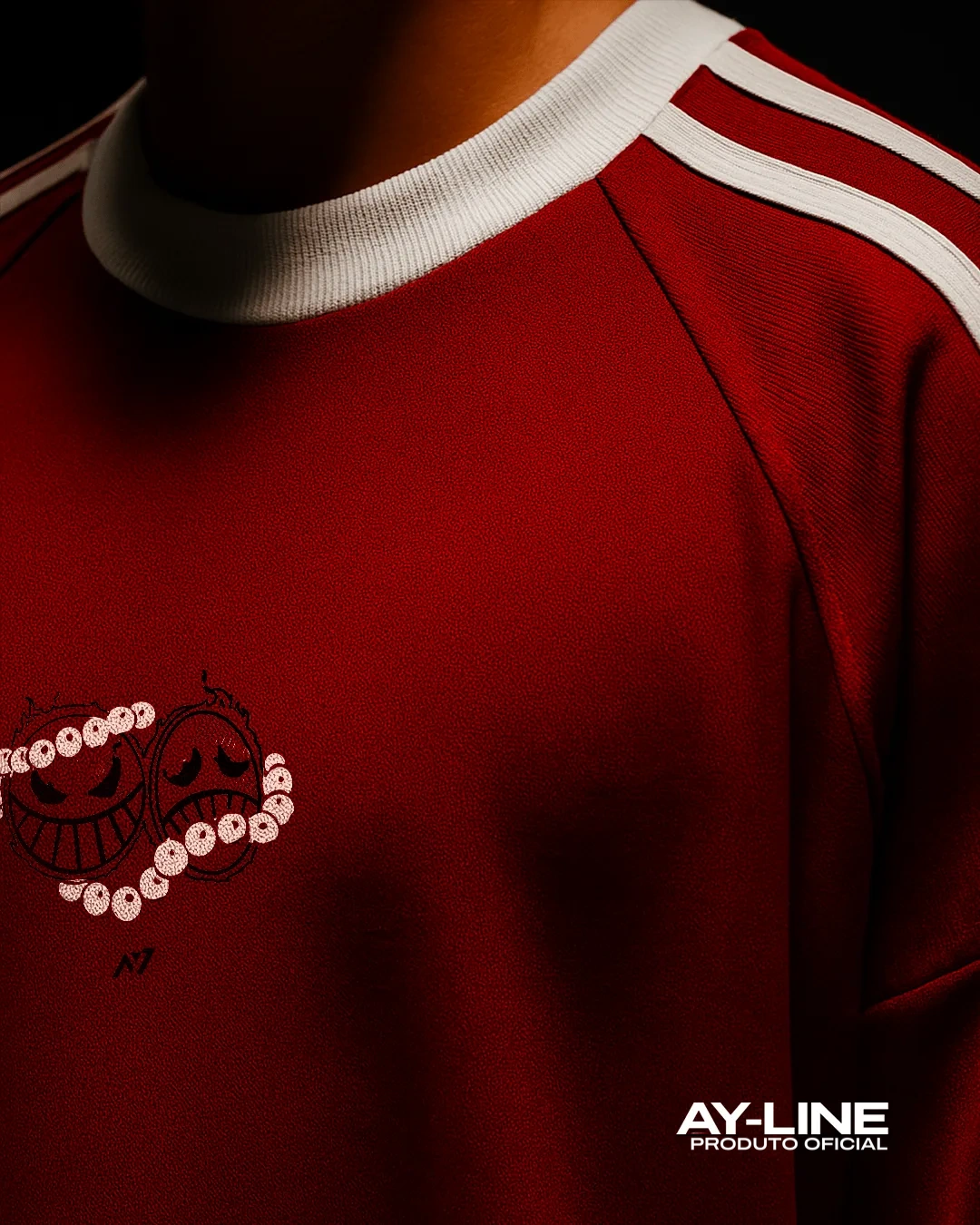 Camiseta Oversized de Gola Redonda — Chama Rebelde — imagem 5