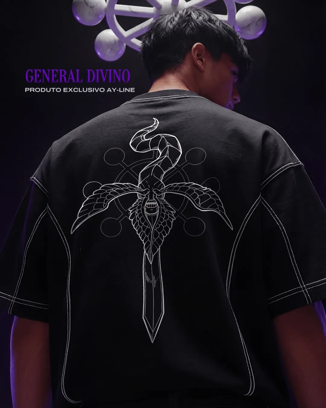 Camiseta Oversized — General Divino