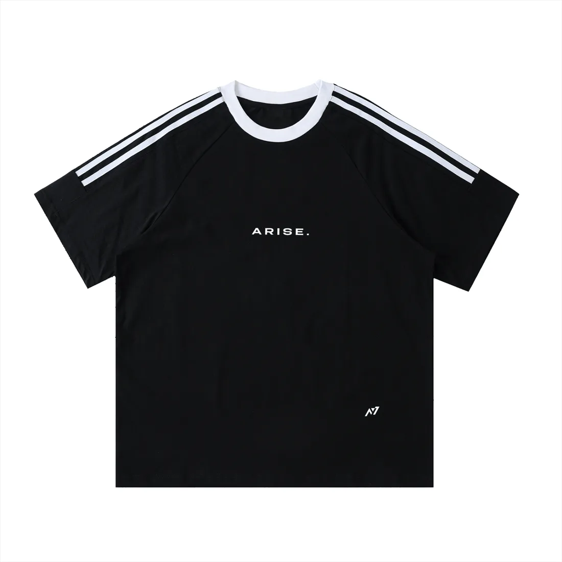 Camiseta Oversized de Gola Redonda — Lâmina Demoníaca